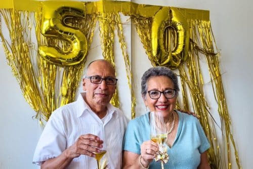 Matrimonio con copas en bodas de oro